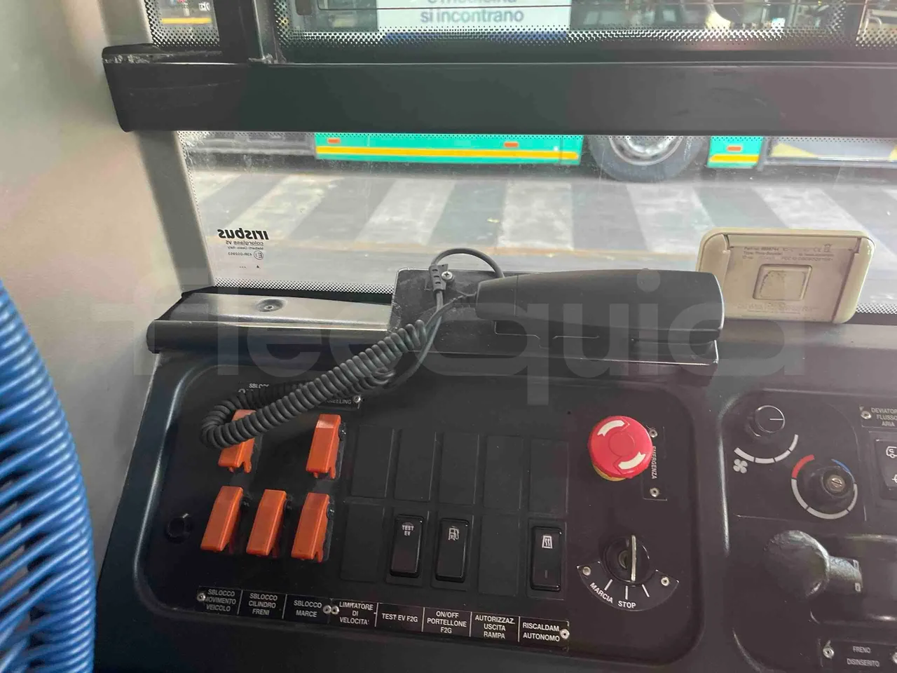 Iveco Citelis - driver microphone accessories photo