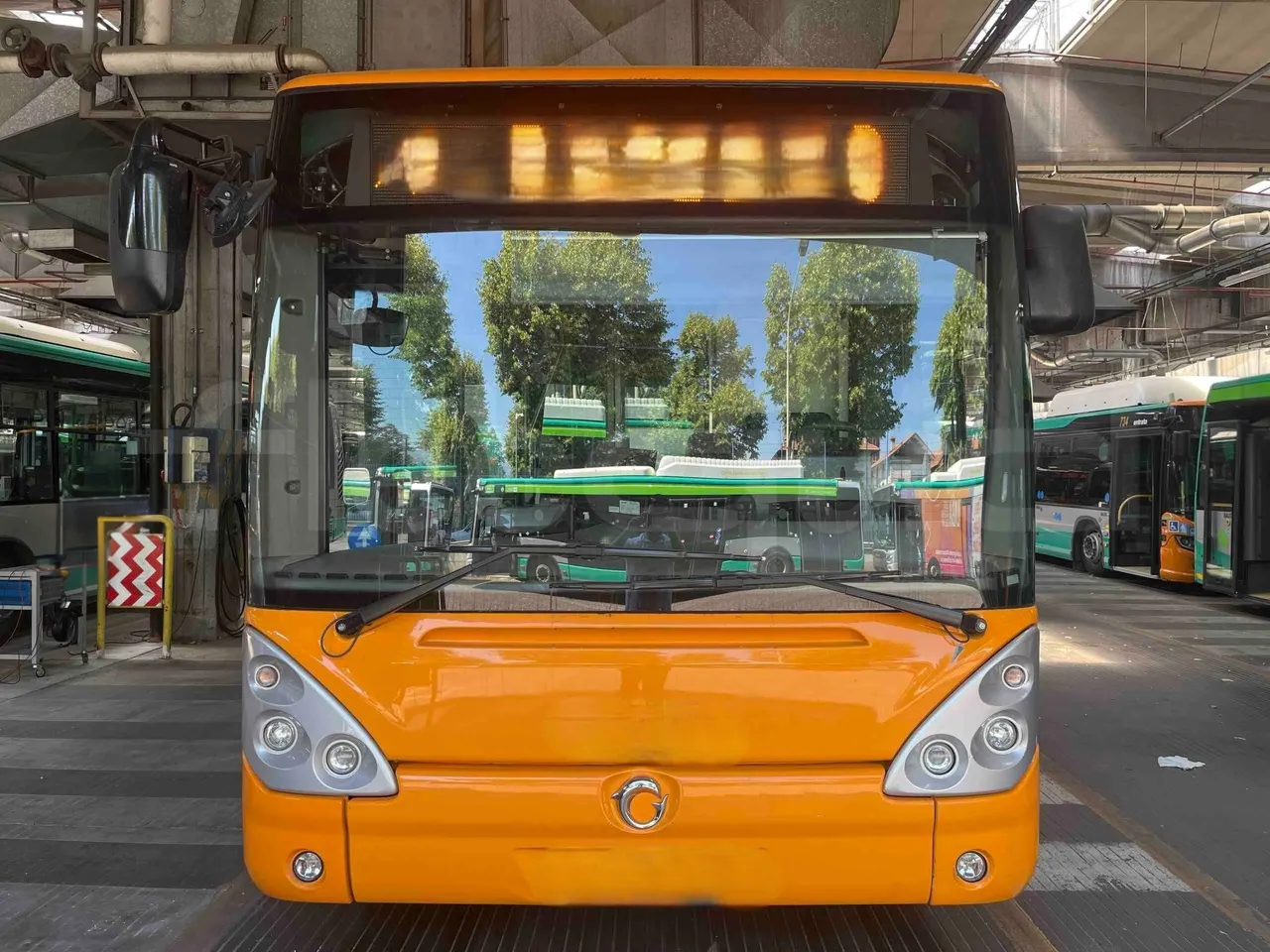 Iveco Citelis - front photo