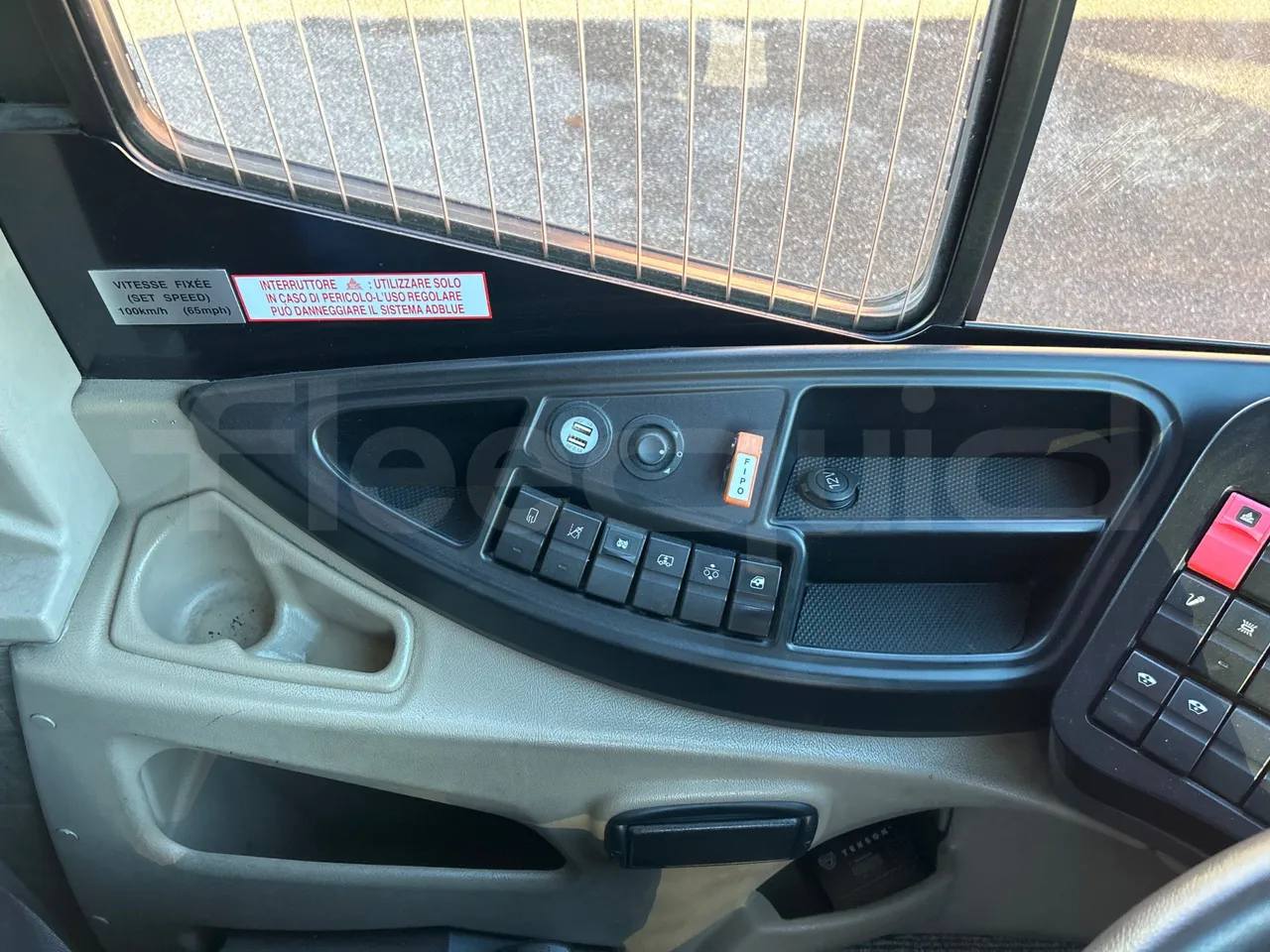 Iveco Magelys SFR2XX QC E8CU - EURO 6 - 294 Kw - 12.830 mt - onboard devices 2