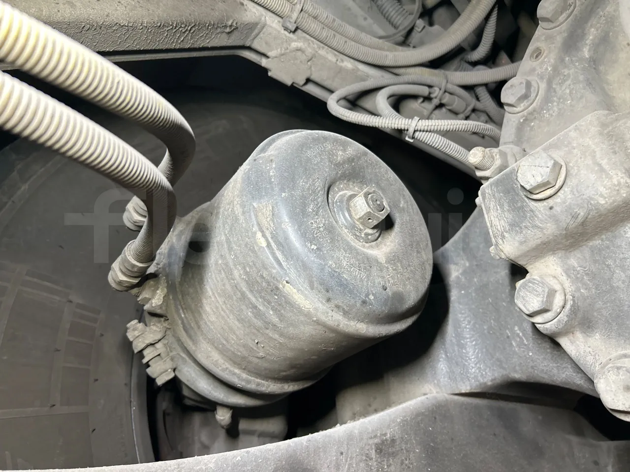 Iveco Magelys SFR2XX QC E8CU - EURO 6 - 294 Kw - 12.830 mt - axle 2 caliper brakes left