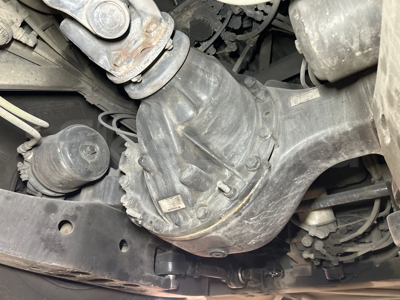 Iveco Magelys SFR2XX QC E8CU - EURO 6 - 294 Kw - 12.830 mt - differential photo