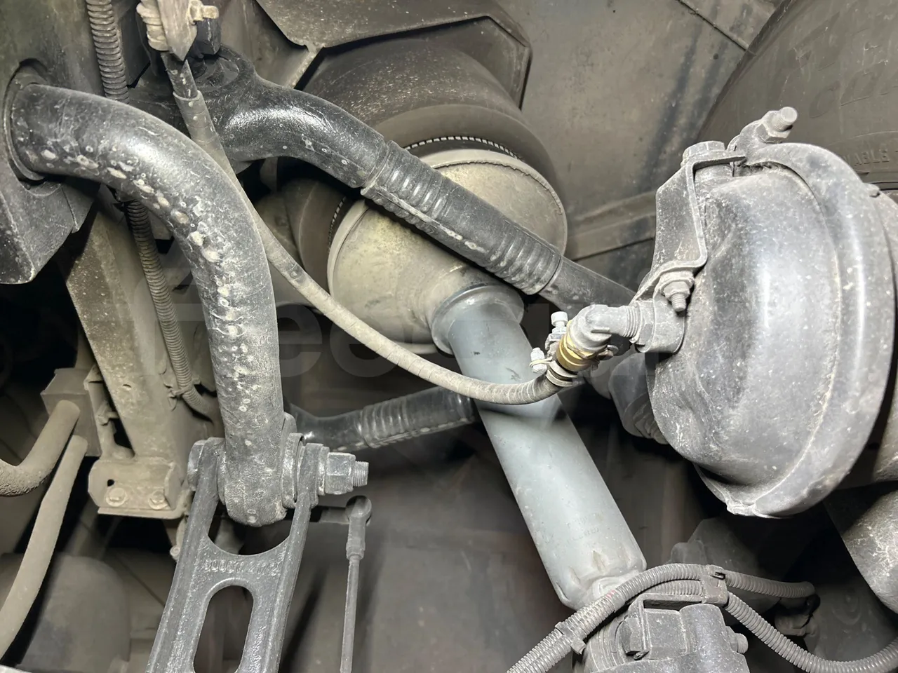 Iveco Magelys SFR2XX QC E8CU - EURO 6 - 294 Kw - 12.830 mt - front shock absorbers left