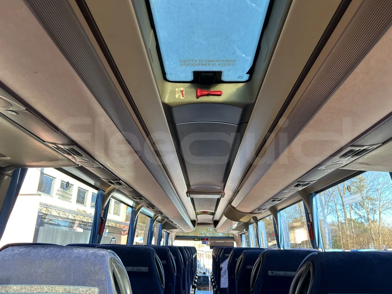 Iveco Magelys SFR2XX QC E8CU - EURO 6 - 294 Kw - 12.830 mt - overhead compartments photo