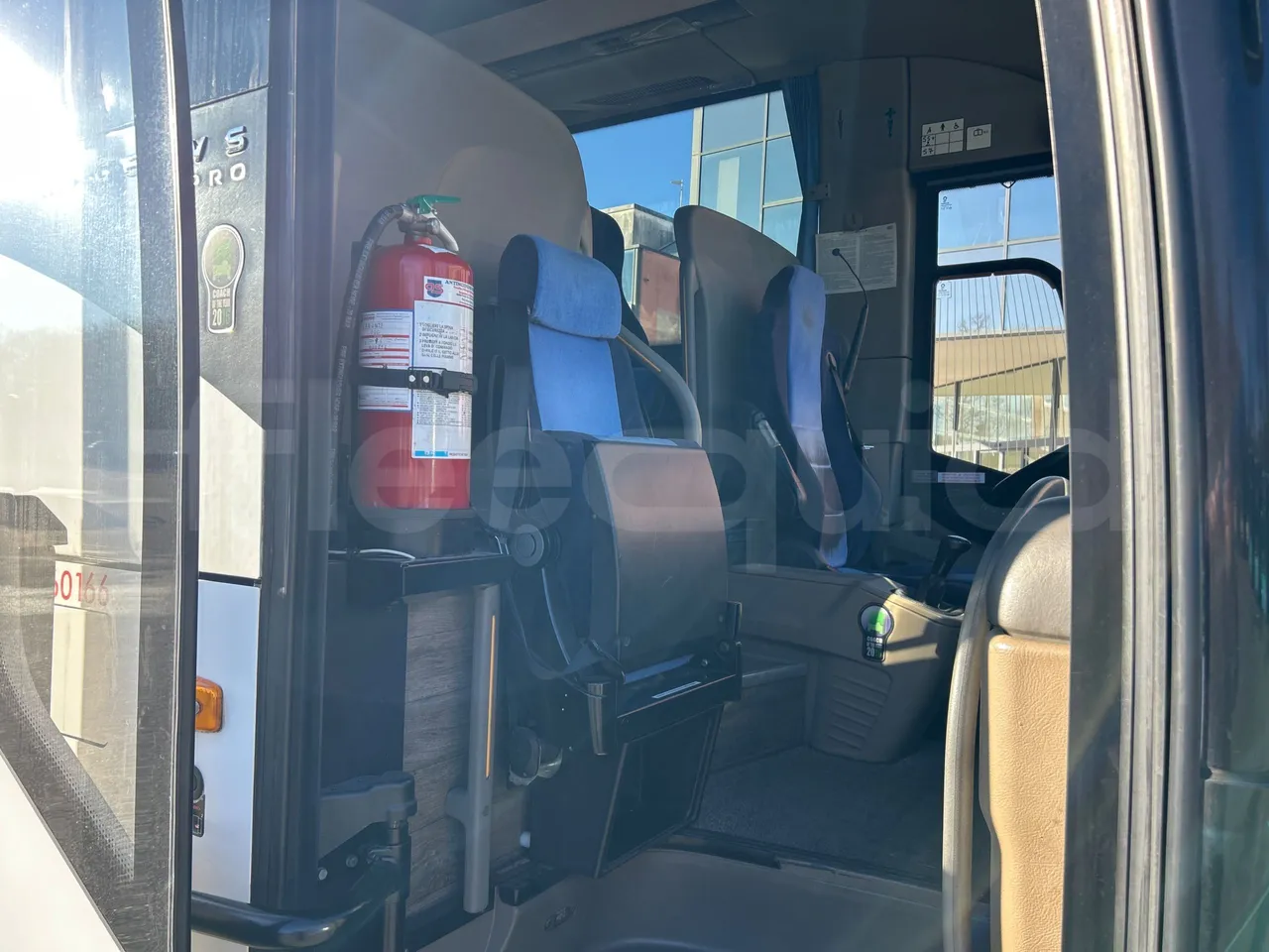 Iveco Magelys SFR2XX QC E8CU - EURO 6 - 294 Kw - 12.830 mt - hostess seat photo