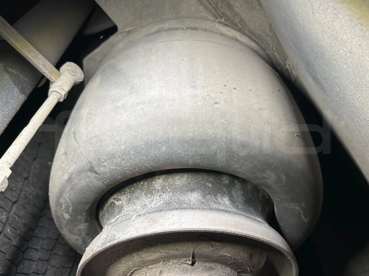 Iveco Magelys SFR2XX QC E8CU - EURO 6 - 294 Kw - 12.830 mt - axle 2 shock absorbers 2 left