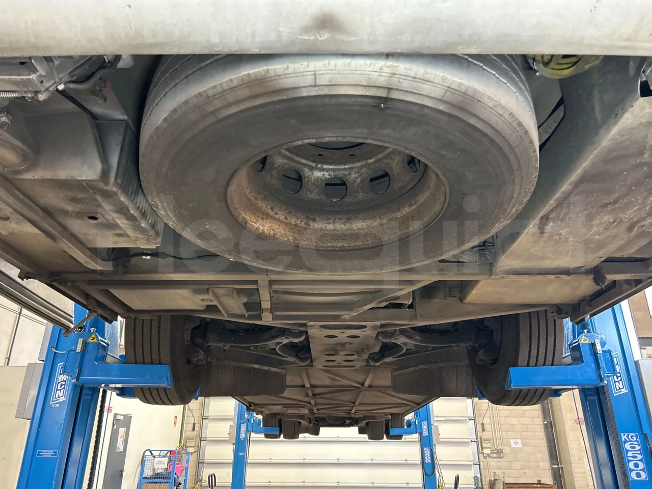 Iveco Magelys SFR2XX QC E8CU - EURO 6 - 294 Kw - 12.830 mt - front undercarriage from front