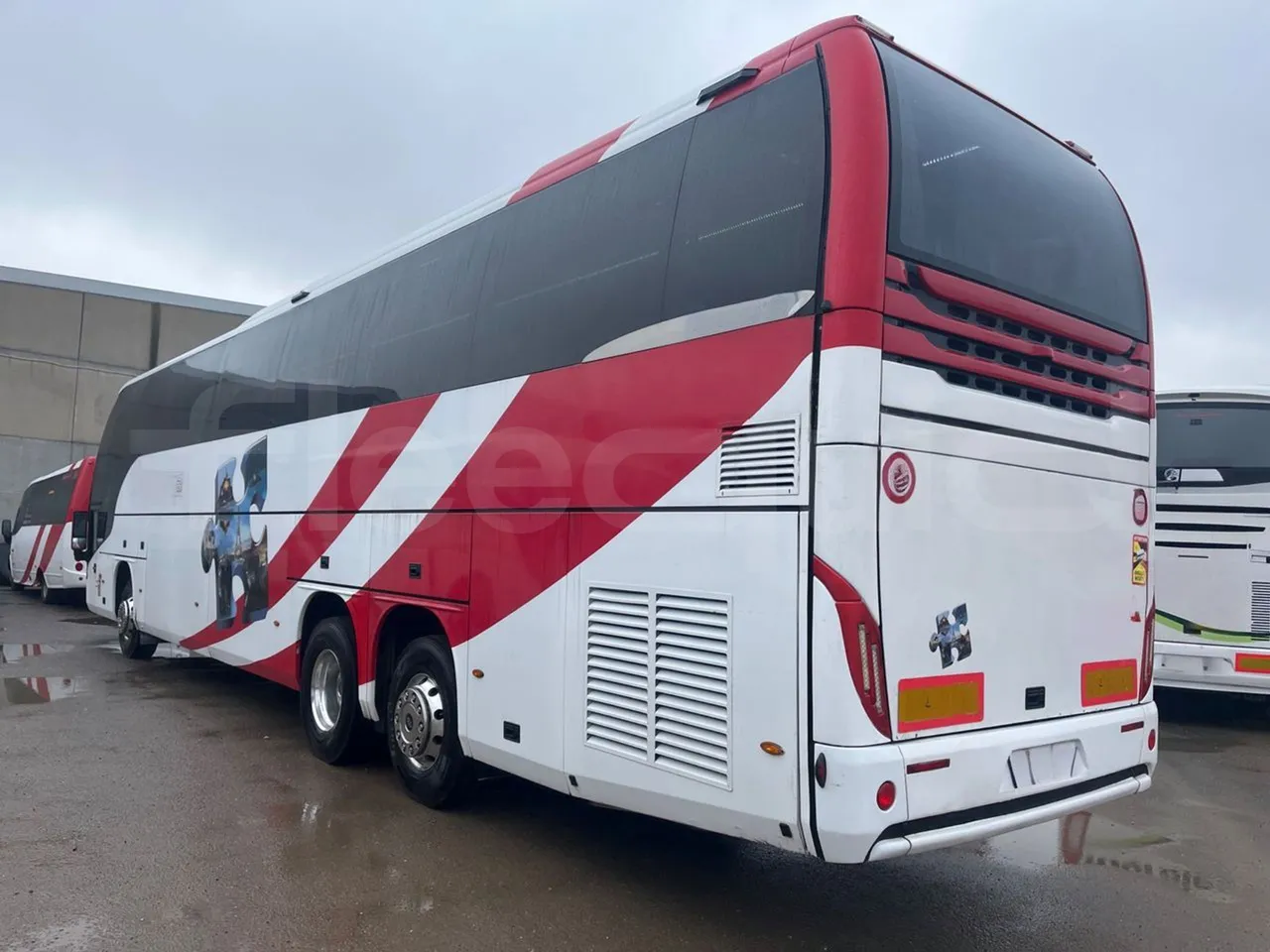 Volvo Beulas Glory B3RJ3C60C - Euro 6 - 345 kW - 14.600 mt - 3/4 left rear side