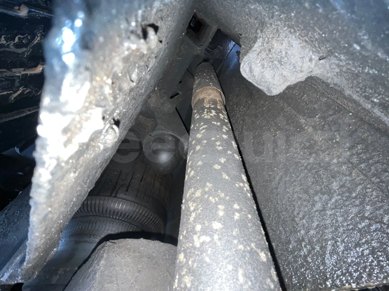 Volvo Beulas Glory B3RJ3C60C - Euro 6 - 345 kW - 14.600 mt - axel 2 air springs 1 left