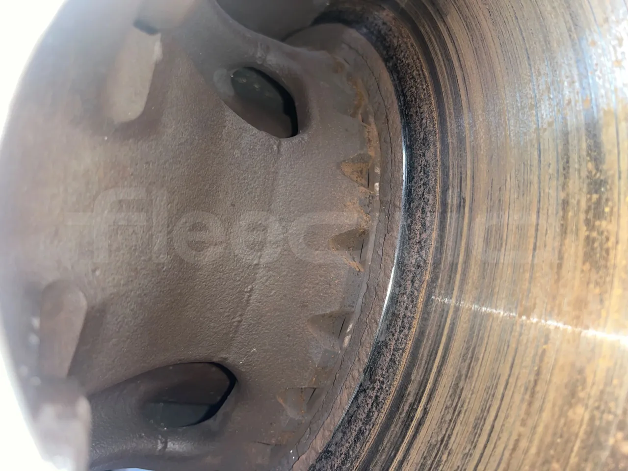 Volvo Beulas Glory B3RJ3C60C - Euro 6 - 345 kW - 14.600 mt - axel 3 discs left