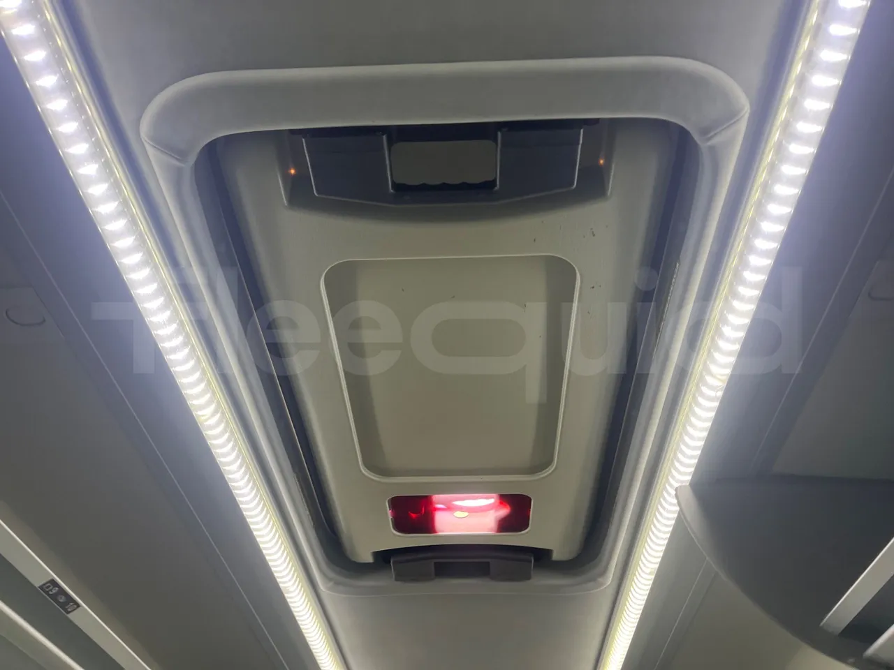 Volvo Beulas Glory B3RJ3C60C - Euro 6 - 345 kW - 14.600 mt - roof hatch 1