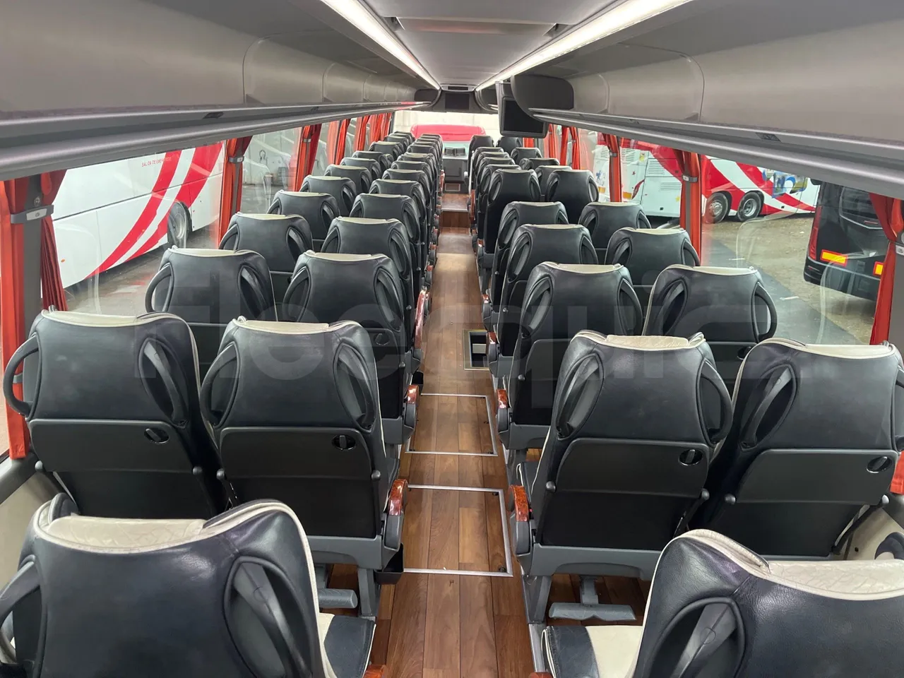 Volvo Beulas Glory B3RJ3C60C - Euro 6 - 345 kW - 14.600 mt - interior reverse seats driver height