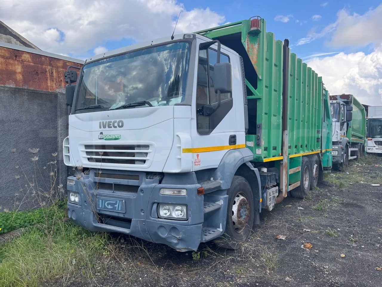 Iveco Magirus A260S/80 COMES - Euro3 - 218kW - 9.310mt - 3/4 front left