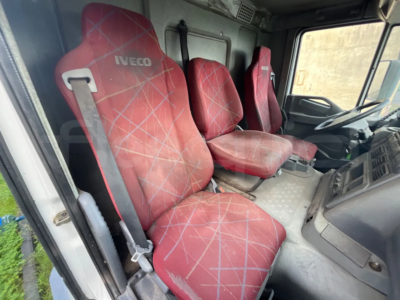 Iveco Magirus A260S/80 COMES - Euro3 - 218kW - 9.310mt - hostess seat photo
