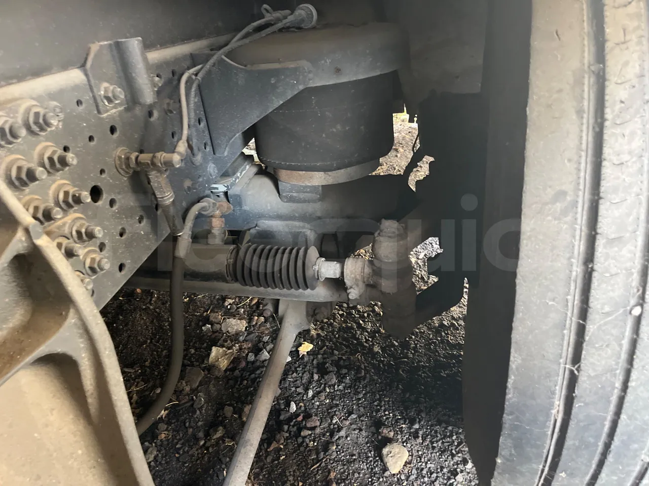 Iveco Magirus A260S/80 COMES - Euro3 - 218kW - 9.310mt - axle 3 left side