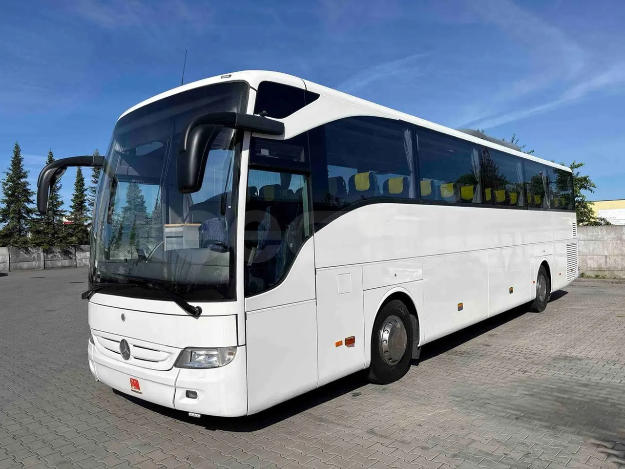 Mercedes-Benz Tourismo RHD - Euro5 - 300kW -  12.140mt - 3/4 front left
