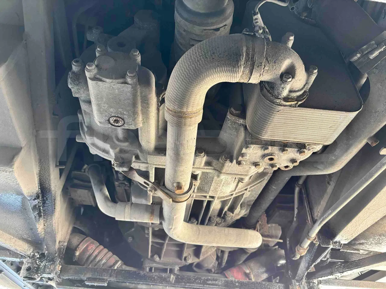 Mercedes-Benz Tourismo RHD - Euro5 - 300kW -  12.140mt - gearbox photo