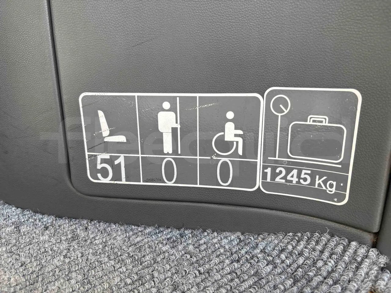 Mercedes-Benz Tourismo RHD - Euro5 - 300kW -  12.140mt - seat plate photo