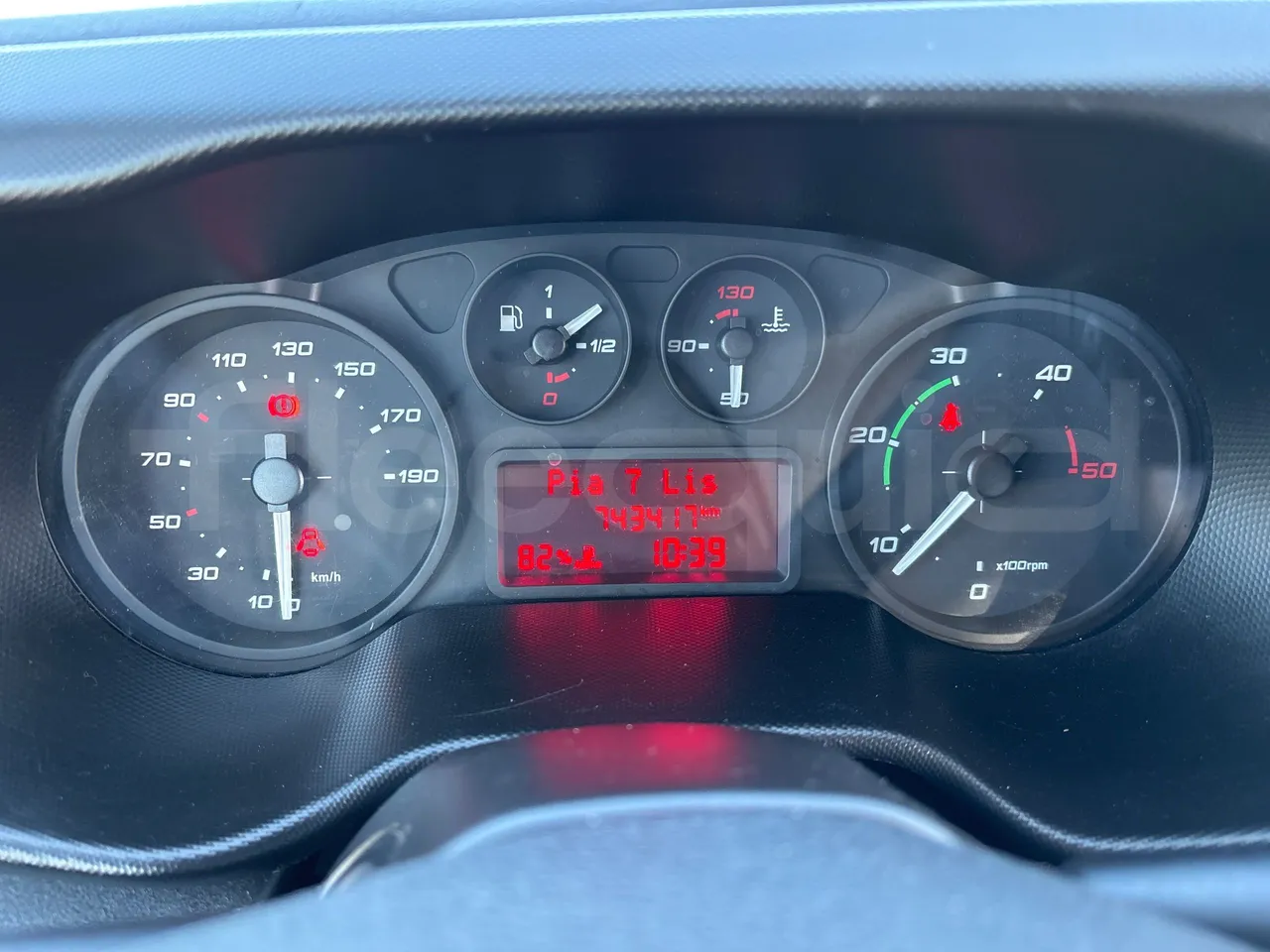 Iveco A50C17 CA1S- EURO 6 - 125 Kw - 7.8m - dashboard lights on