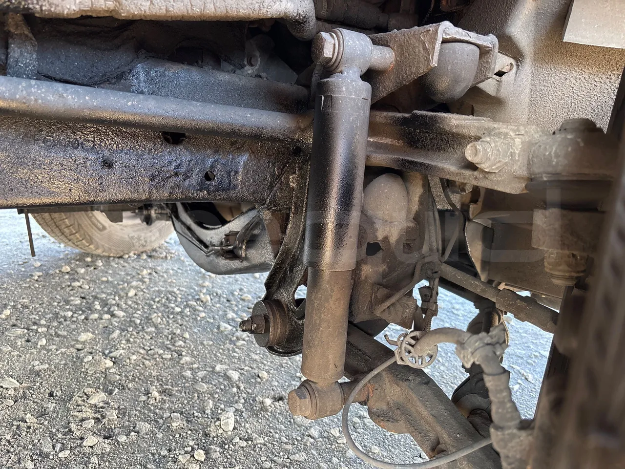 Iveco A50C17 CA1S- EURO 6 - 125 Kw - 7.8m - front shock absorbers right