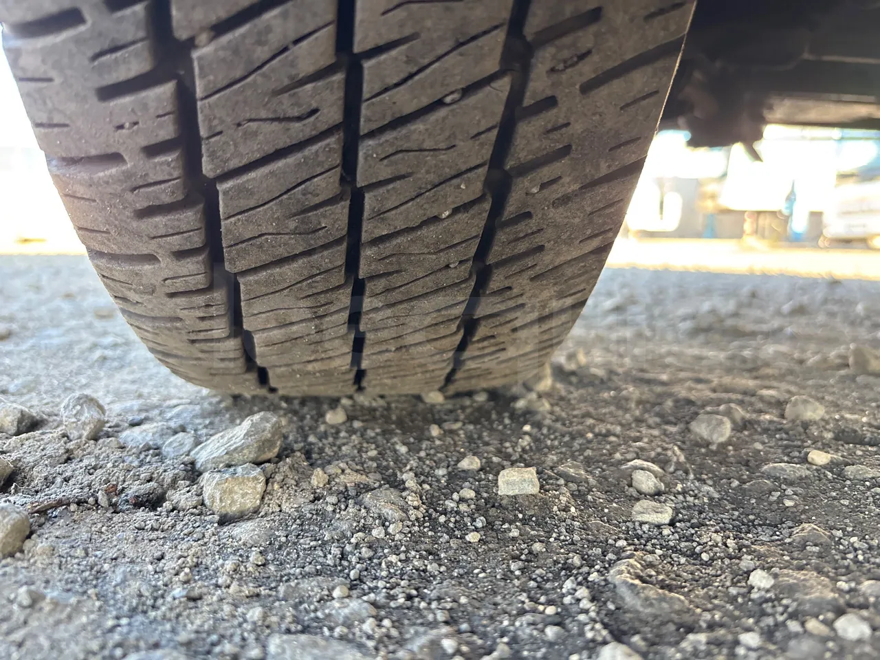 Iveco A50C17 CA1S- EURO 6 - 125 Kw - 7.8m - tread condition front tires left