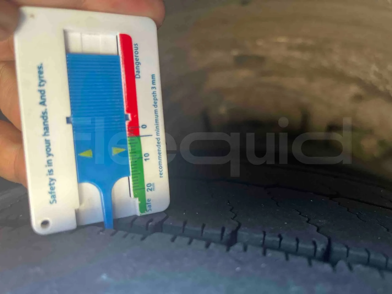 Mercedes-Benz Citaro G - First Axle Left Side: Tyre Size