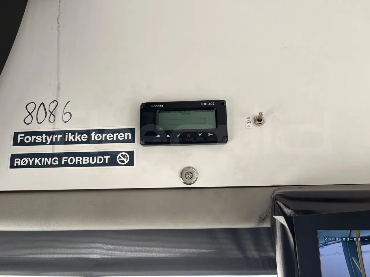 Solaris Urbino 12 - Euro6 - 240kW - 12mt - hostes microphone accessories photo