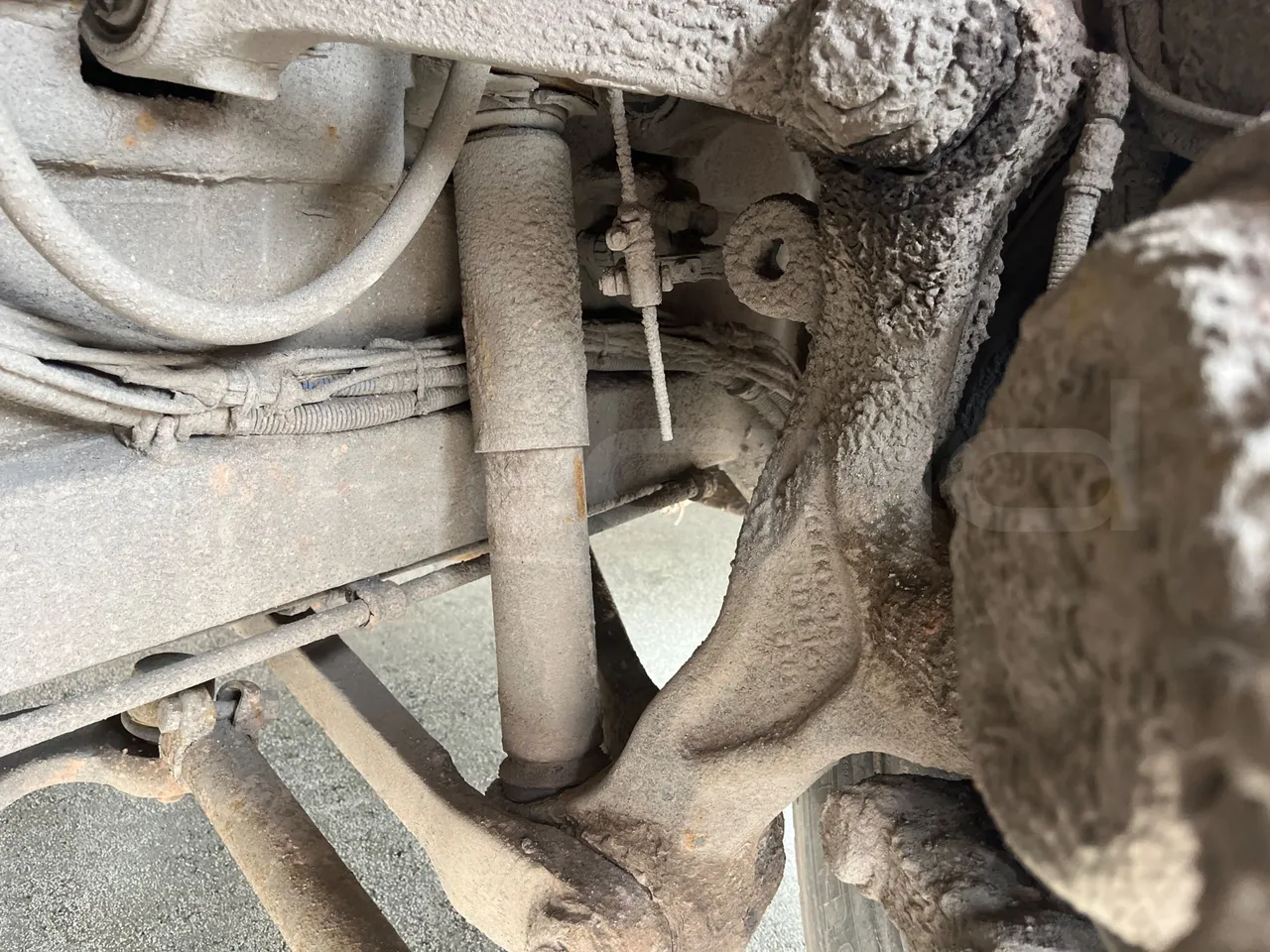 Solaris Urbino 12 - Euro6 - 240kW - 12mt - front shock absorbers left