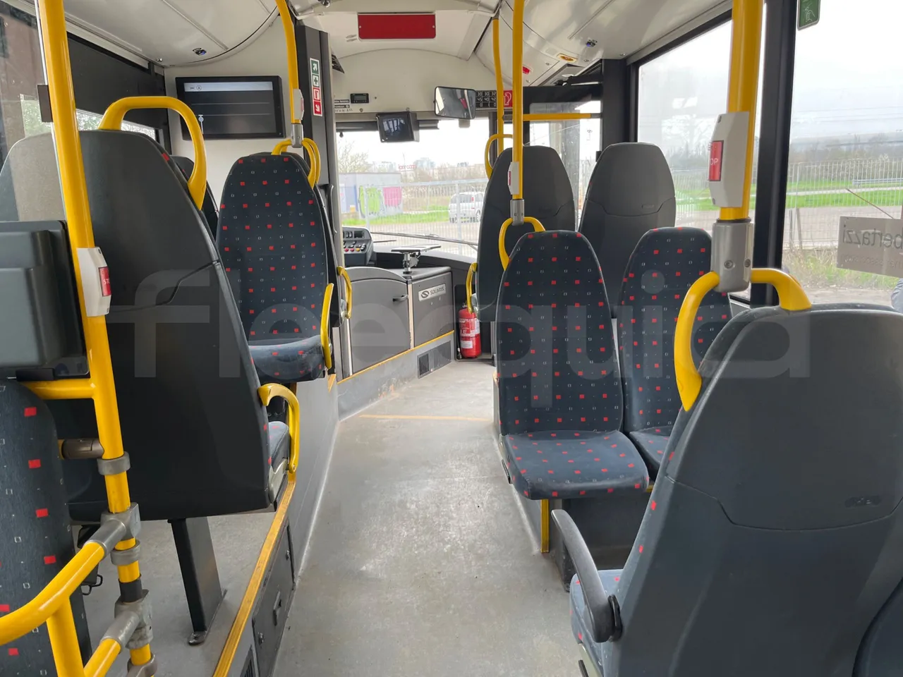 Solaris Urbino 12 - Euro6 - 240kW - 12mt - forward view middle aisle