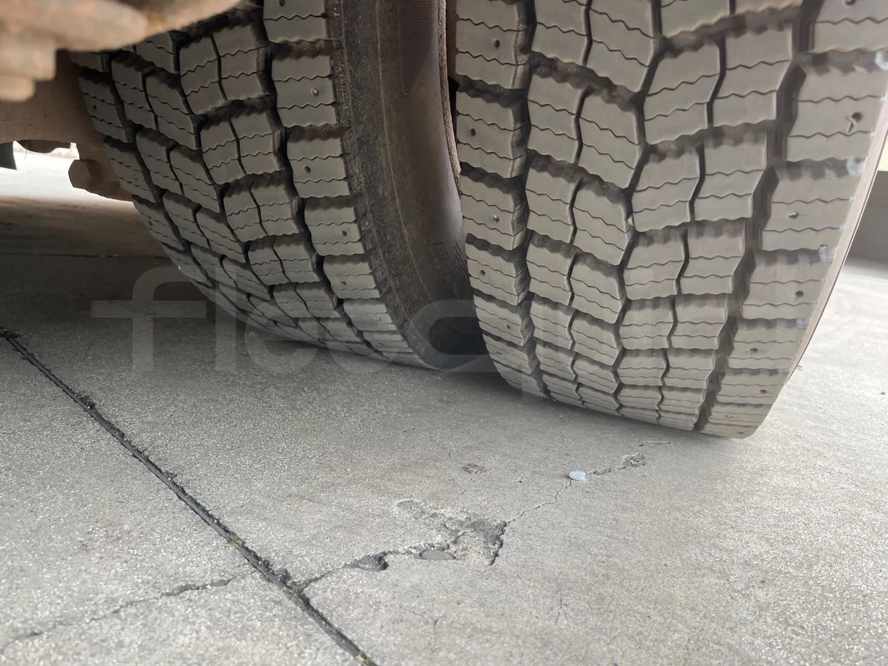 Solaris Urbino 12 - Euro6 - 240kW - 12mt - tread condition second axle tires left