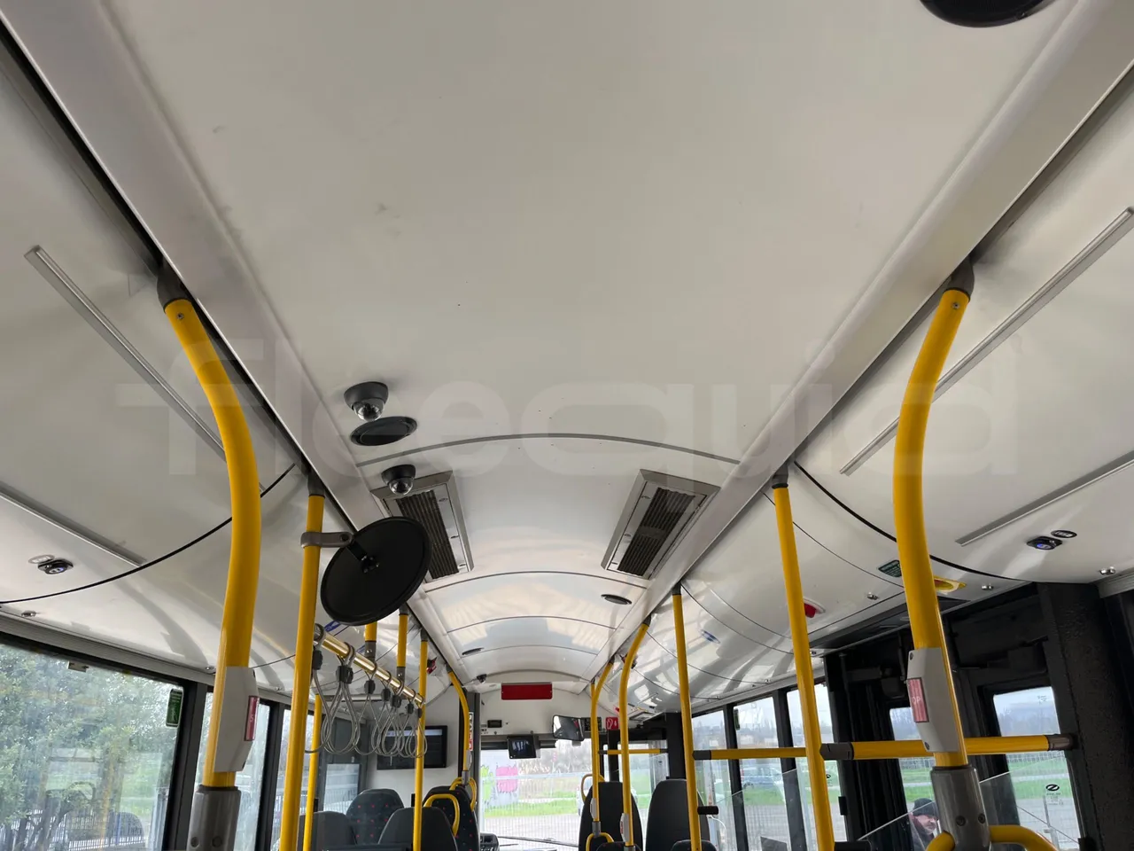 Solaris Urbino 12 - Euro6 - 240kW - 12mt - overhead compartments photo