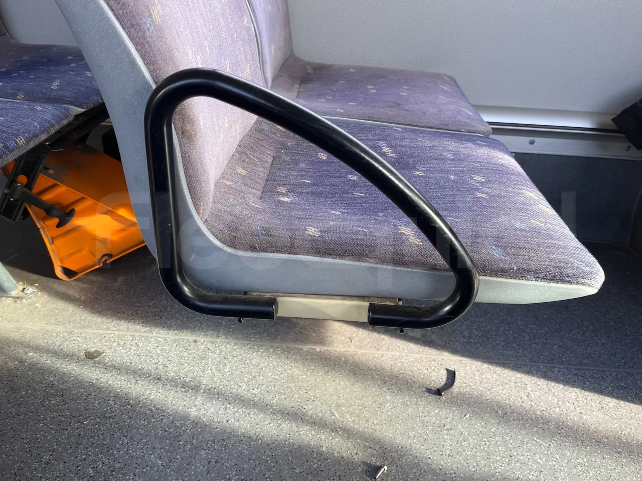 Man Lion's City A21 - EUR5 - 206kW - 11.980m - armrest detail photo