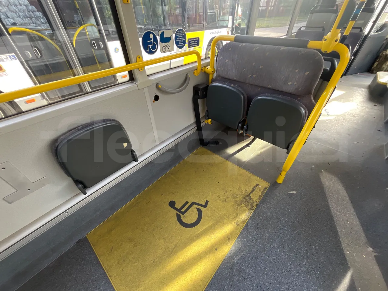 Man Lion's City A21 - EUR5 - 206kW - 11.980m - roof hatch 3