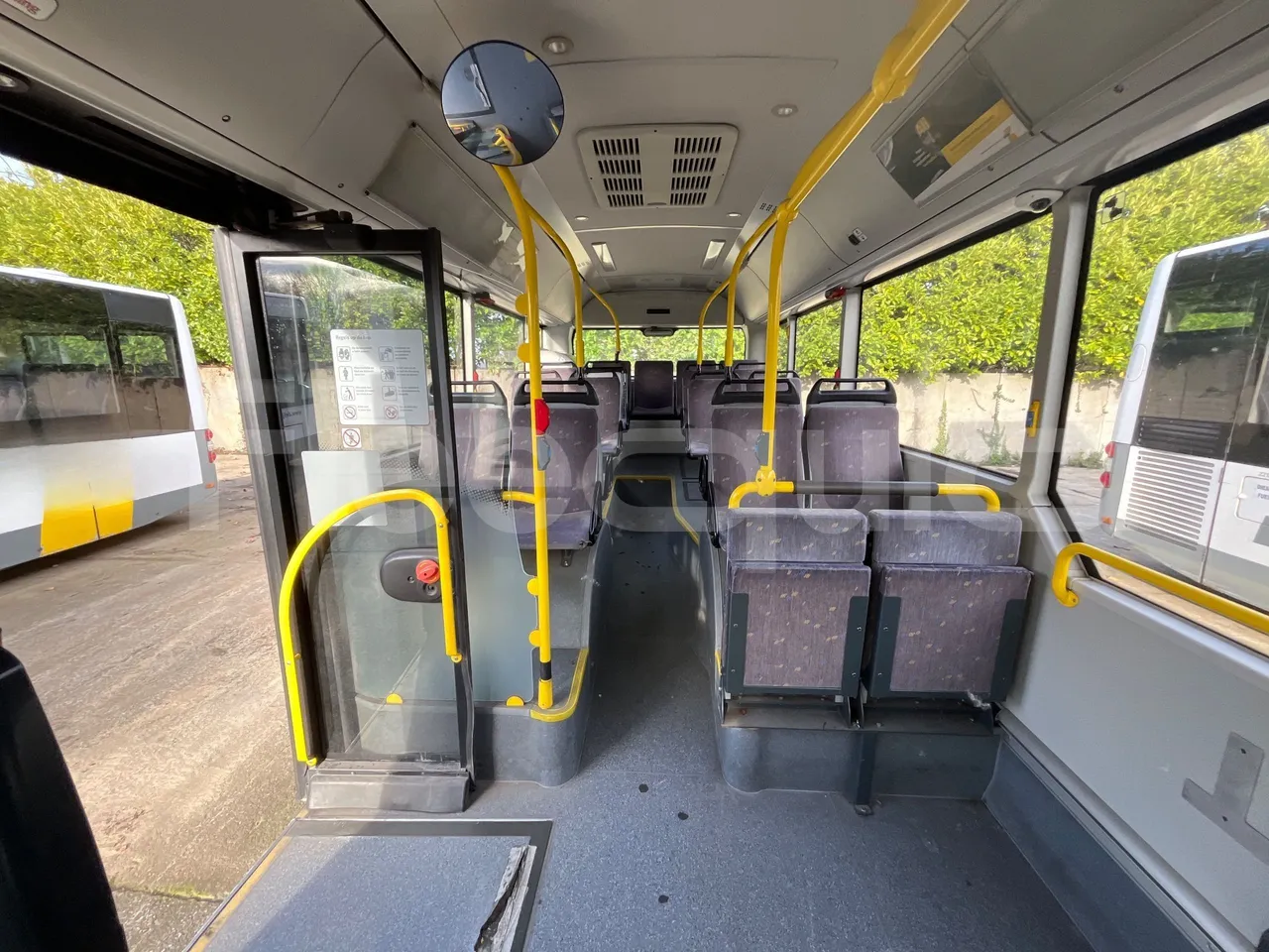 Man Lion's City A21 - EUR5 - 206kW - 11.980m - reverse view middle aisle