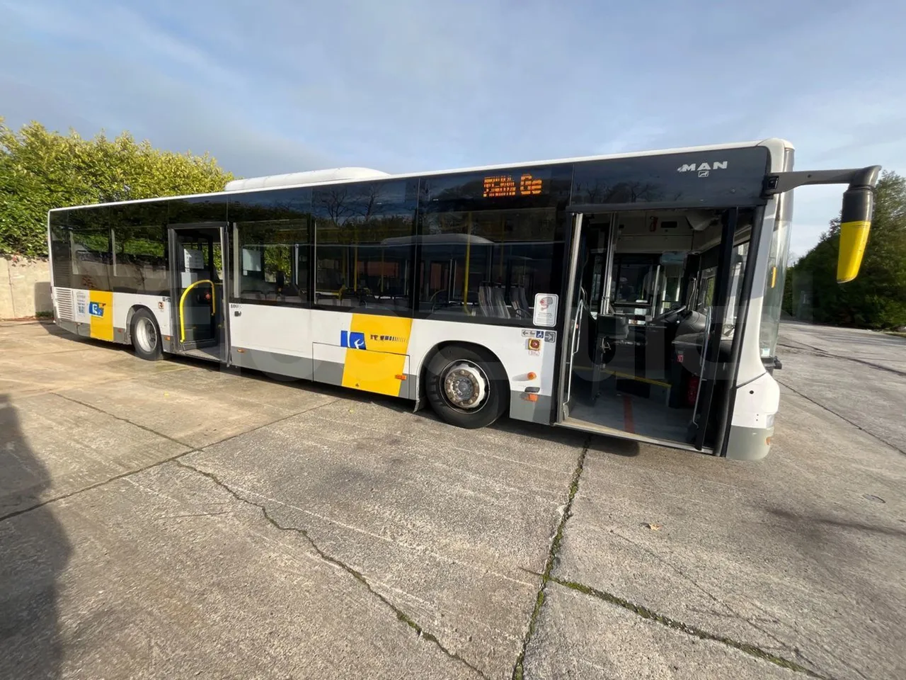 Man Lion's City A21 - EUR5 - 206kW - 11.980m - right side doors open