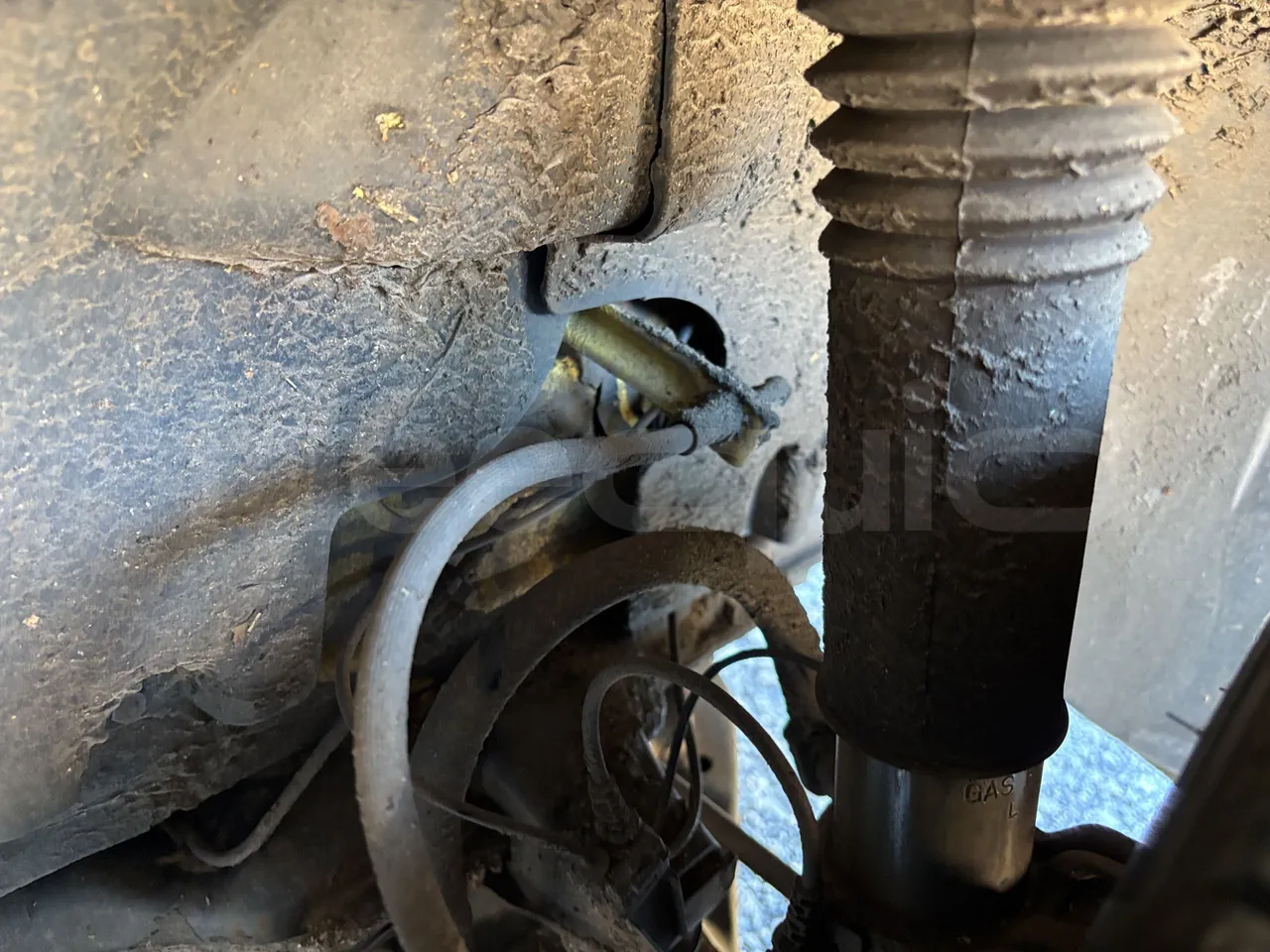 Mercedes-Benz Sprinter - First Axle Shock Absorbers Right Side
