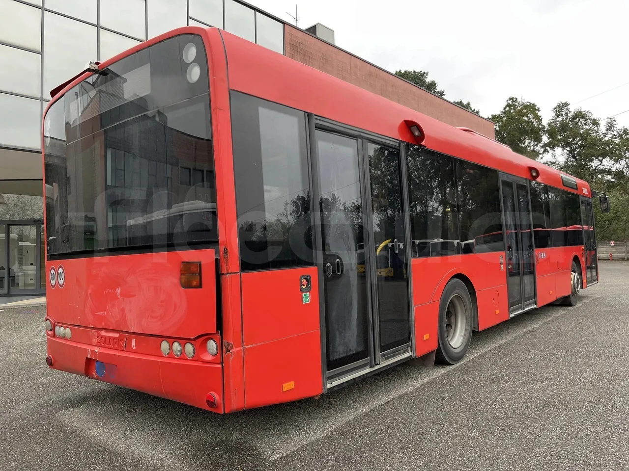Solaris Urbino - front door 3 open