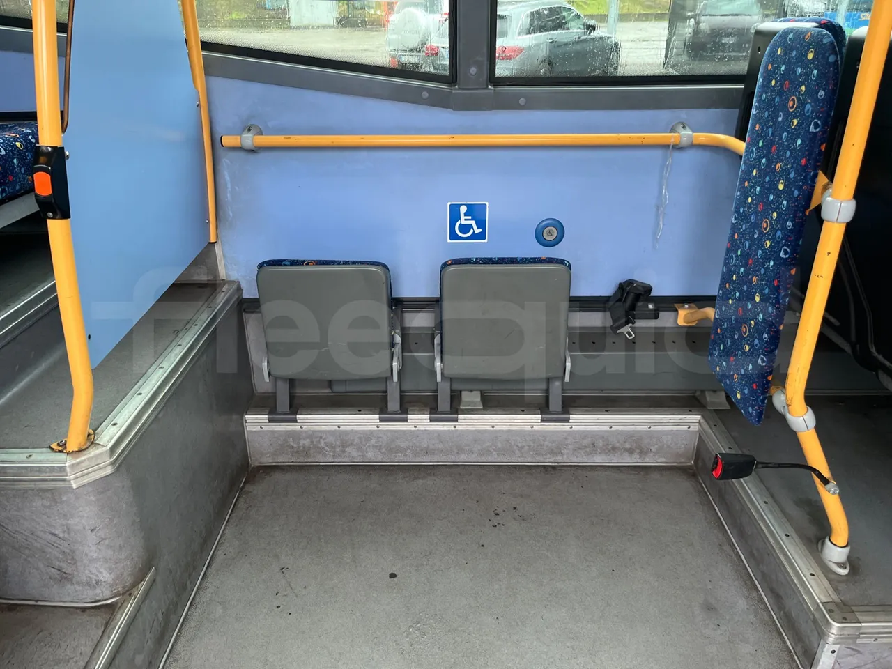 Iveco Crossway SFR162 - Euro 5 - 243 kW - 11.995 mt - folding seat photo