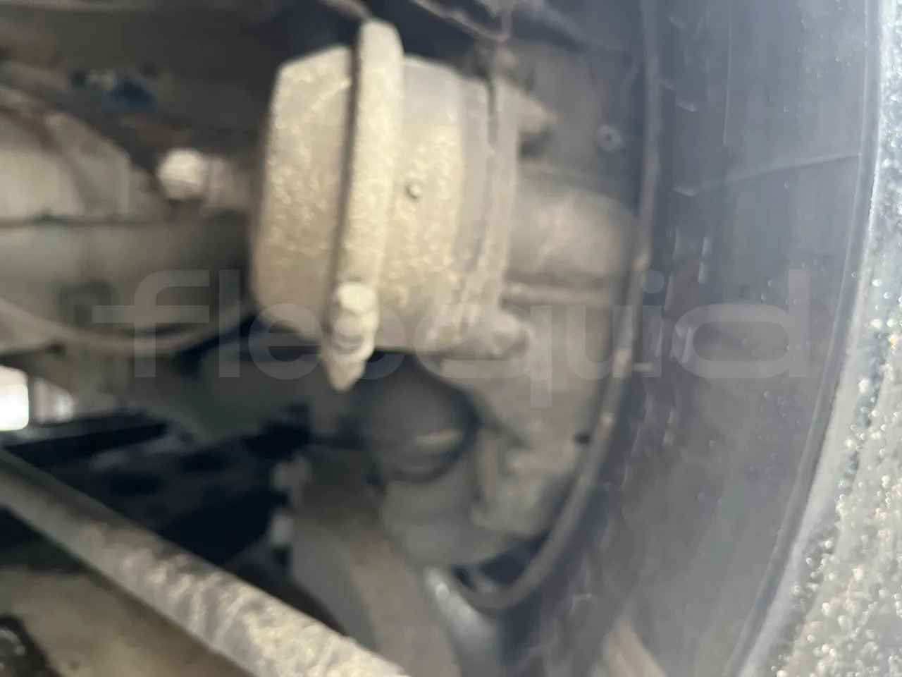 Iveco Crossway SFR162 - Euro 5 - 243 kW - 11.995 mt - front brake calipers left