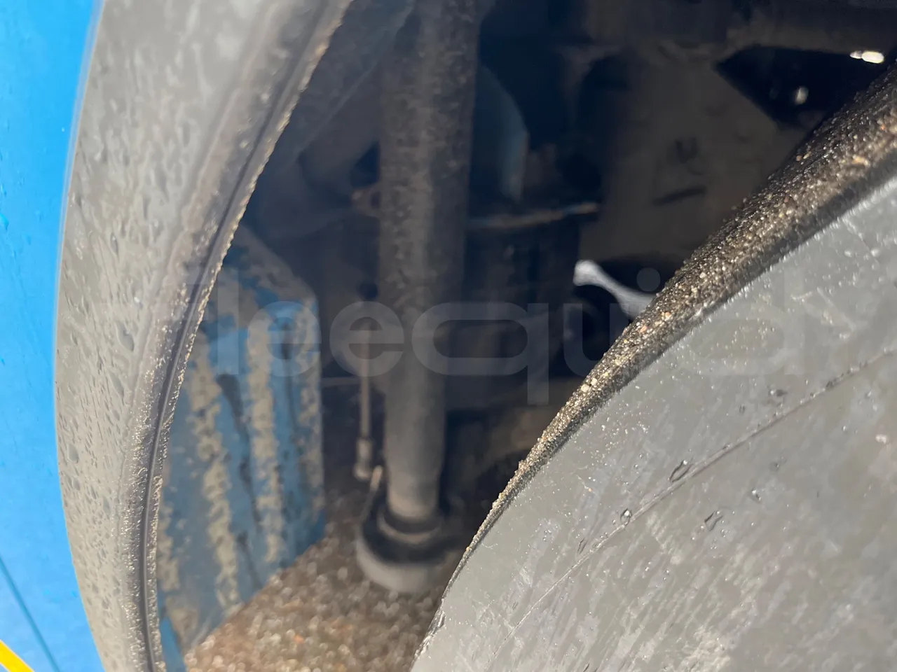 Iveco Crossway SFR162 - Euro 5 - 243 kW - 11.995 mt - axle 2 shock absorbers 1 left