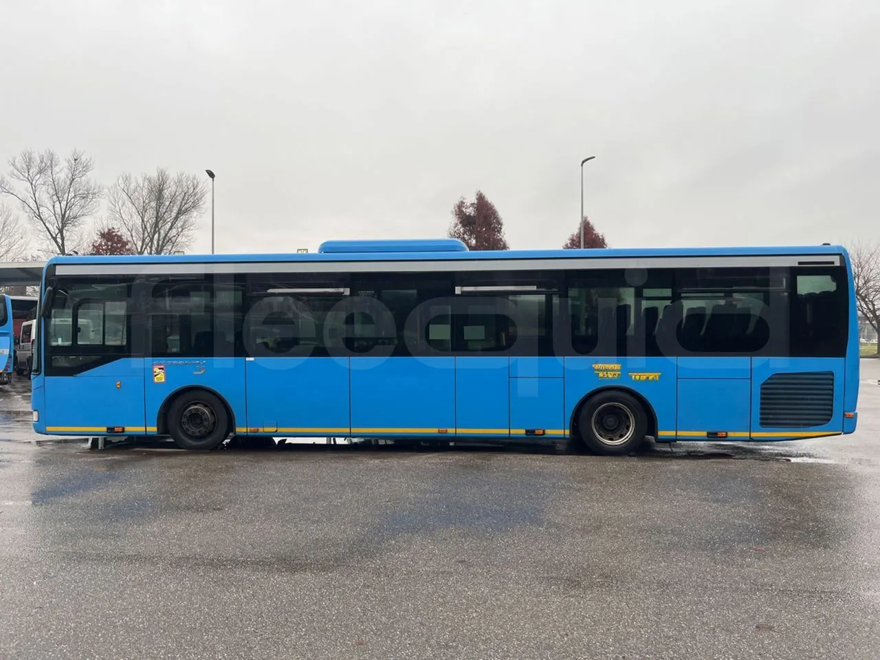 Iveco Crossway SFR162 - Euro 5 - 243 kW - 11.995 mt - left side photo