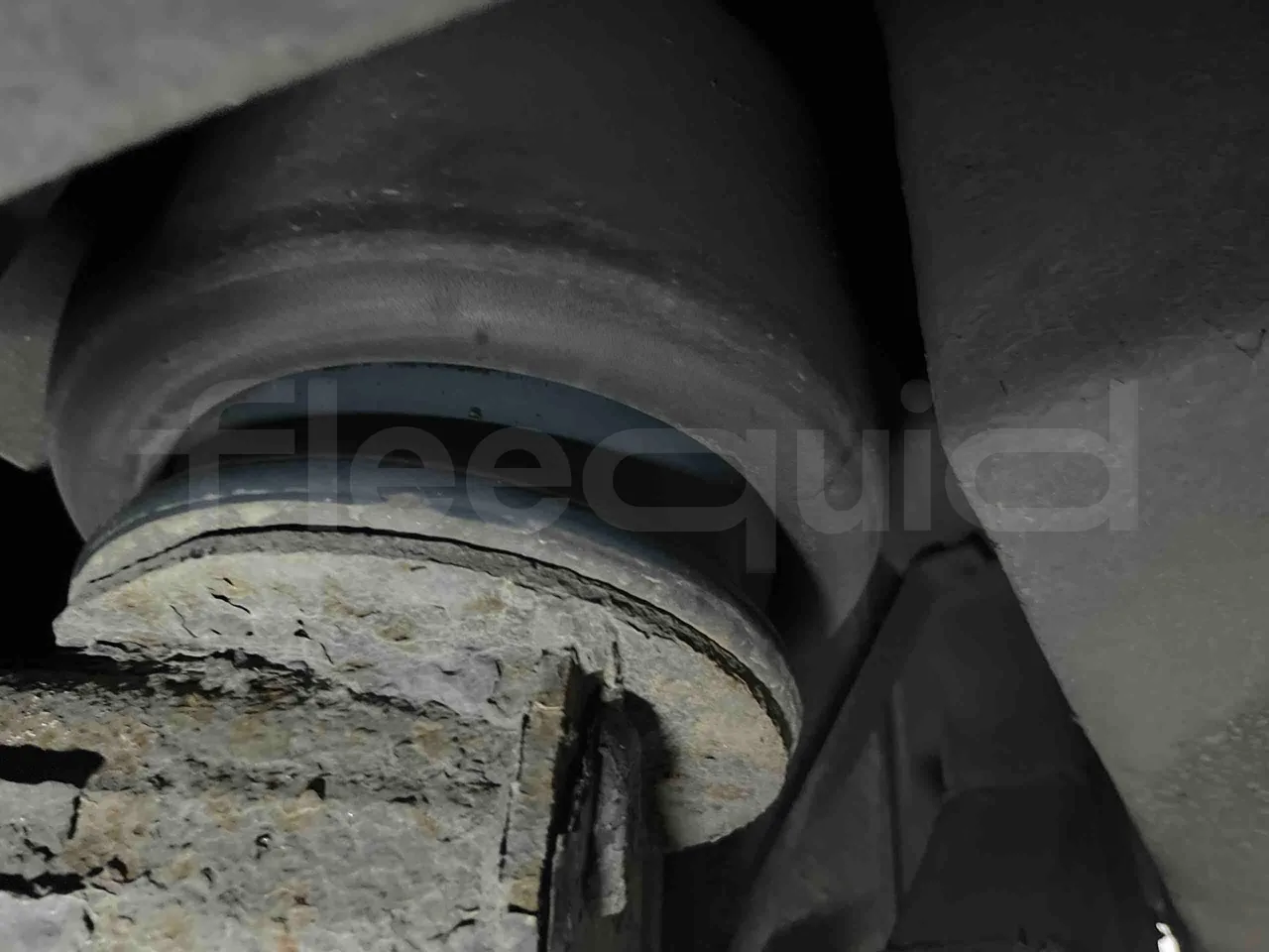 Volvo Barbi Genesis B12B - EUR3 - 309kW - 12.000m - axel 2 air springs 2 right