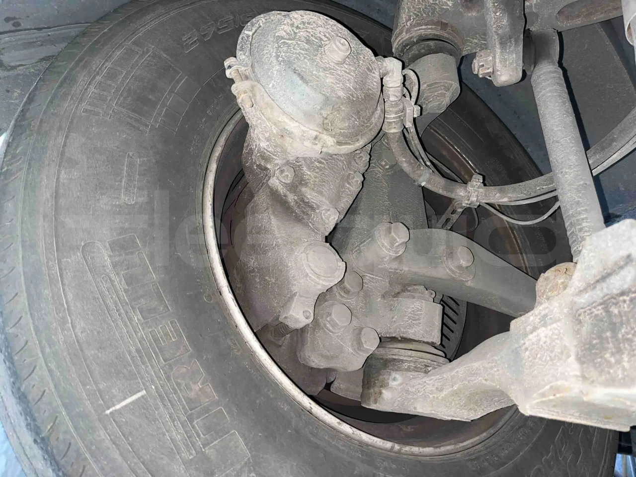 Volvo Barbi Genesis B12B - EUR3 - 309kW - 12.000m - front brake calipers left