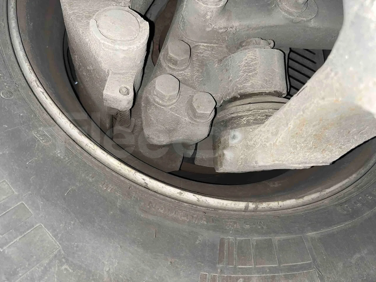 Volvo Barbi Genesis B12B - EUR3 - 309kW - 12.000m - front discs left