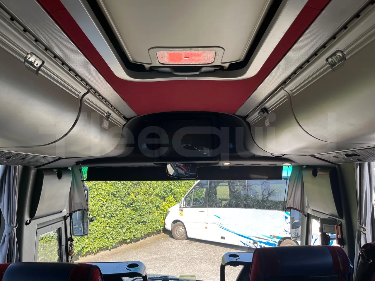 Volvo Barbi Genesis B12B - EUR3 - 309kW - 12.000m - monitor detail photo