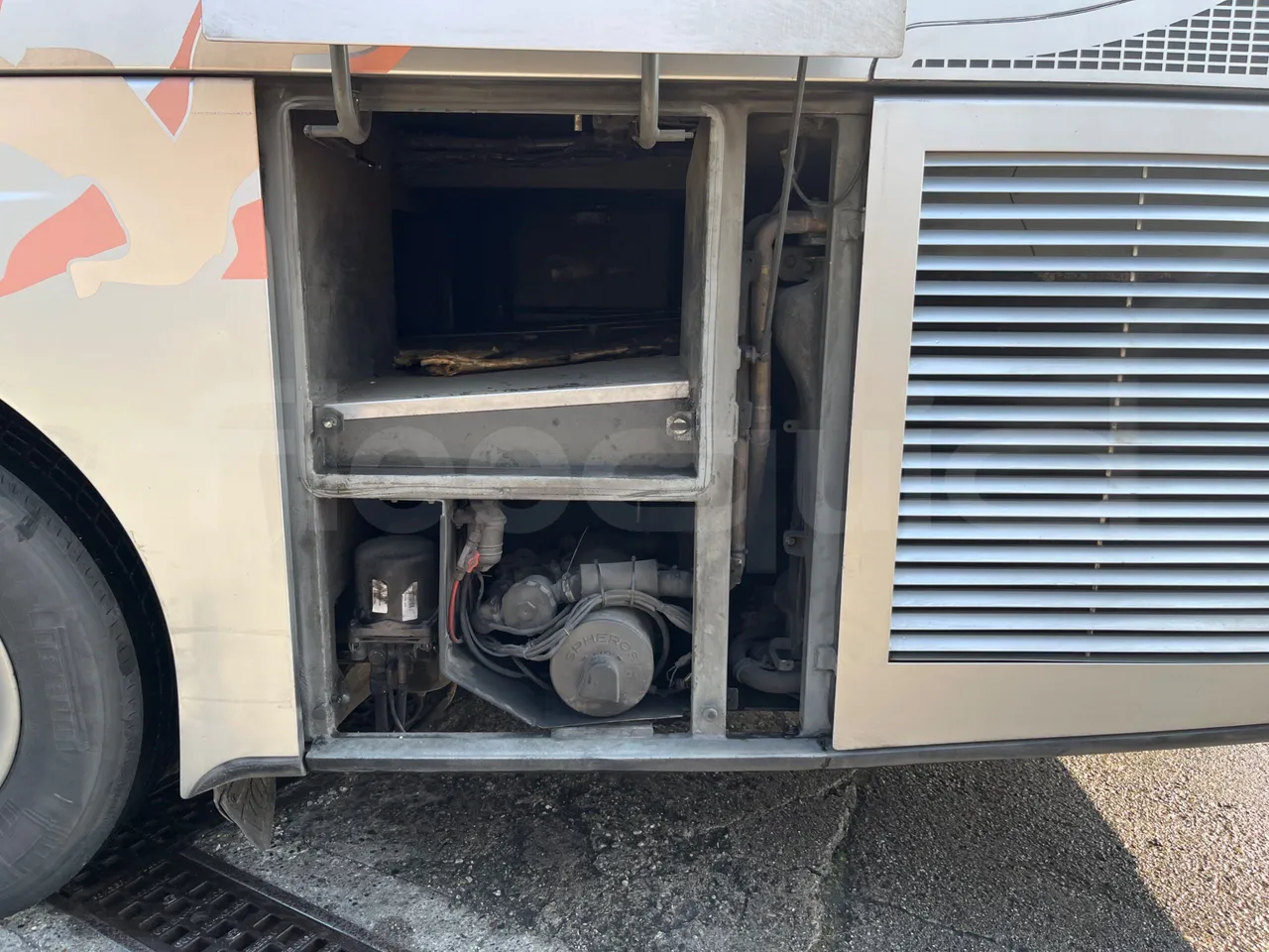 Volvo Barbi Genesis B12B - EUR3 - 309kW - 12.000m - preheater webasto photo