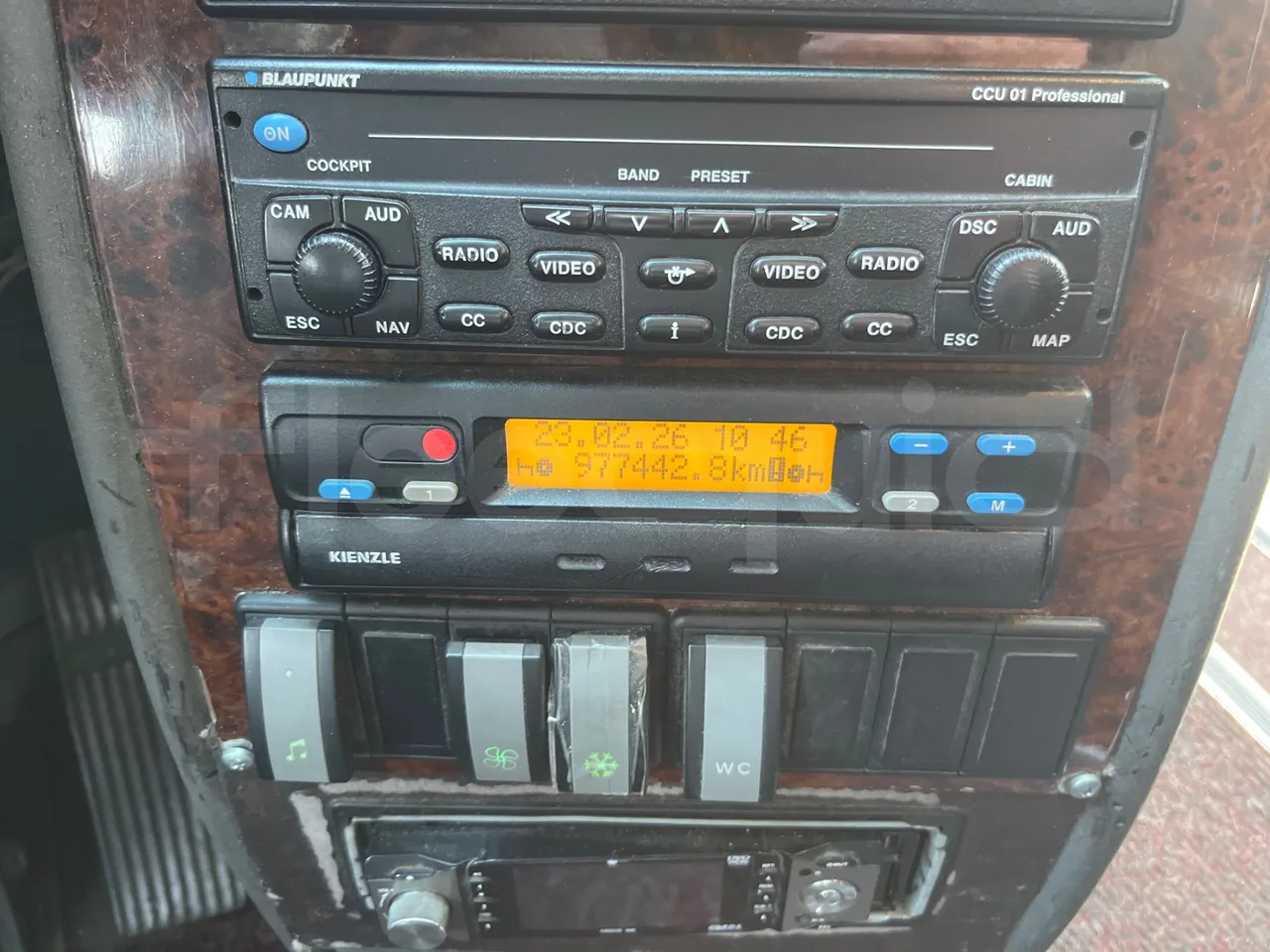 Volvo Barbi Genesis B12B - EUR3 - 309kW - 12.000m - Tachograph