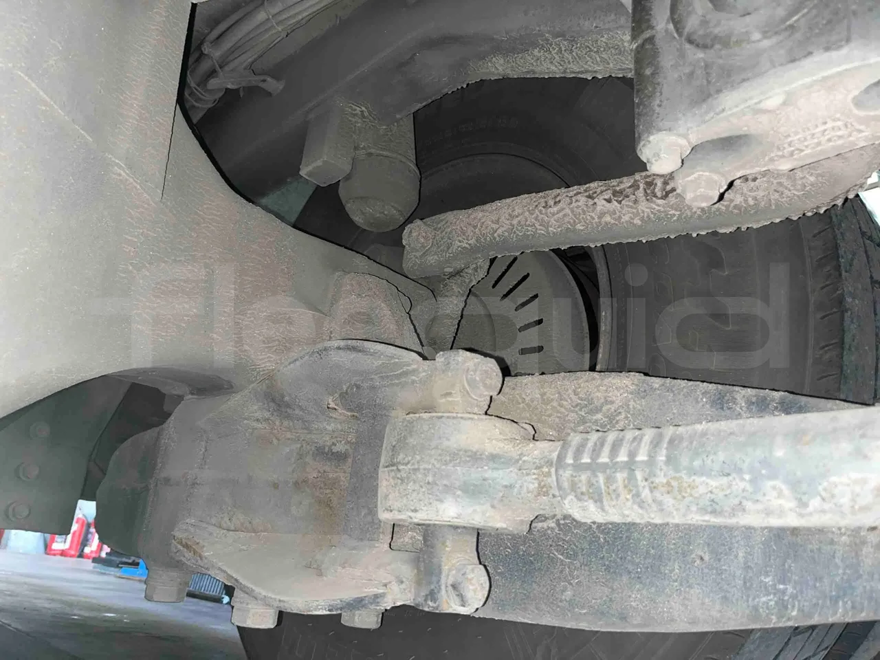 Volvo Barbi Genesis B12B - EUR3 - 309kW - 12.000m - axle 3 right side