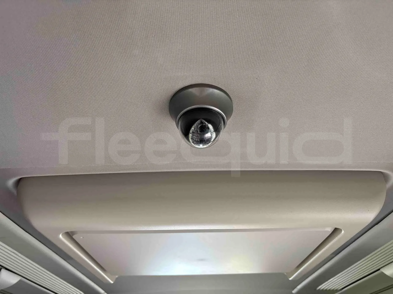 Setra S516 HD - EUR6 - 350kW - 13.115m - camera accessories photo