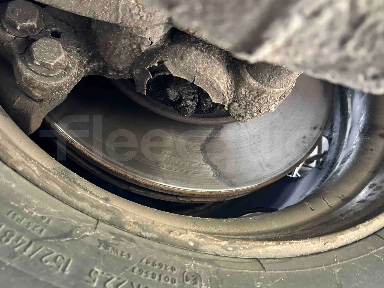 Setra S516 HD - EUR6 - 350kW - 13.115m - axel 3  discs right