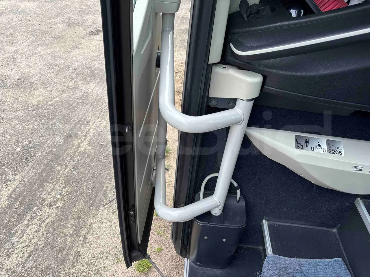 Setra S516 HD - EUR6 - 350kW - 13.115m - door mechanism photo